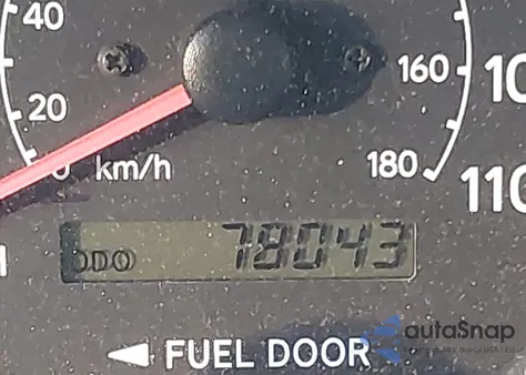 1998 Toyota Sienna Le z USA, uszkodzony, nr VIN 4T3ZF13C6WU065487